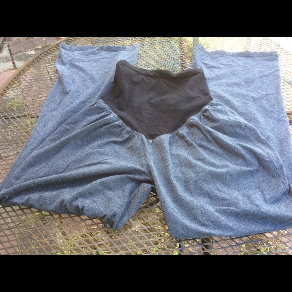 Maternity postpartum yoga pants Size L
